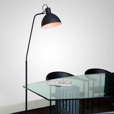 Crna podna lampa za čitanje moderna, Shadi, s prekidačem