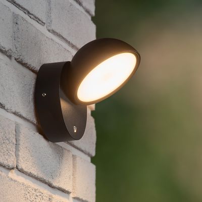 Crna vanjska zidna lampa s senzorom za sumrak moderna, Finn, 12 W, LED 3000 K, IP54