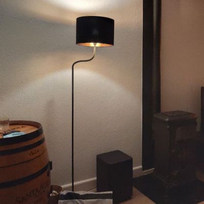 Crna podna lampa moderna, Jeany, s prekidačem